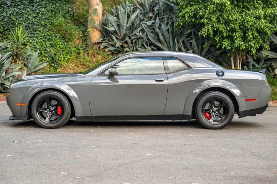 2018_dodge_challenger-srt-demon_2018_dodge_challenger-srt-demon_117bfc66-6ffb-4333-93eb-17f183254013-Zpf9WI-59784-59785-scaled REPO Collector Muscle Car