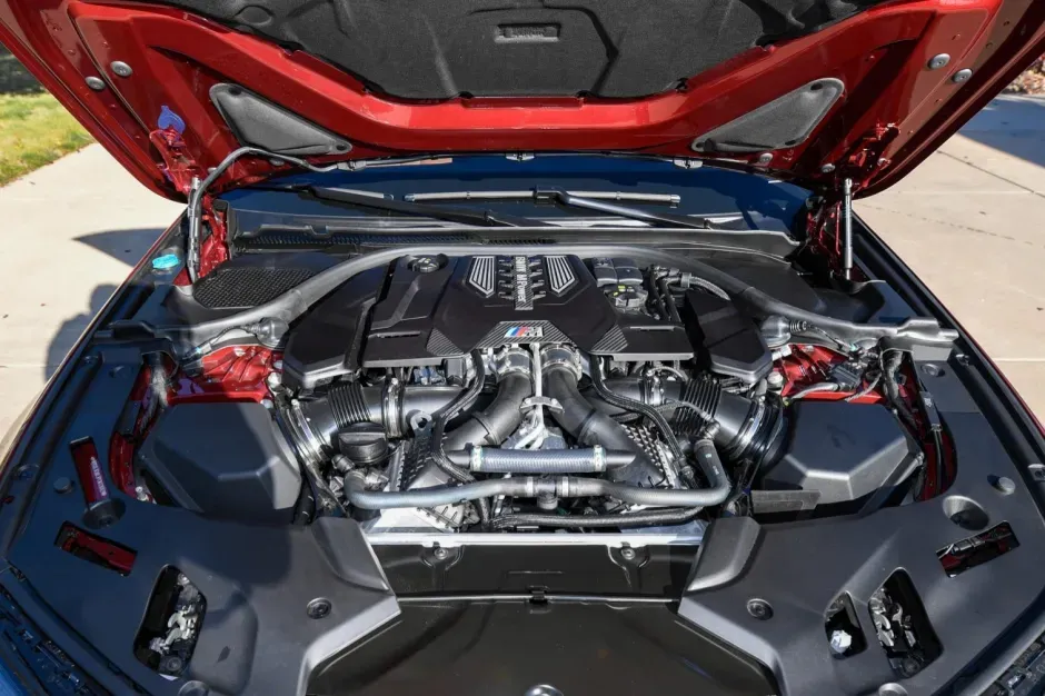 2023_bmw_m550i-xdrive_dsc2918-60882 (1)