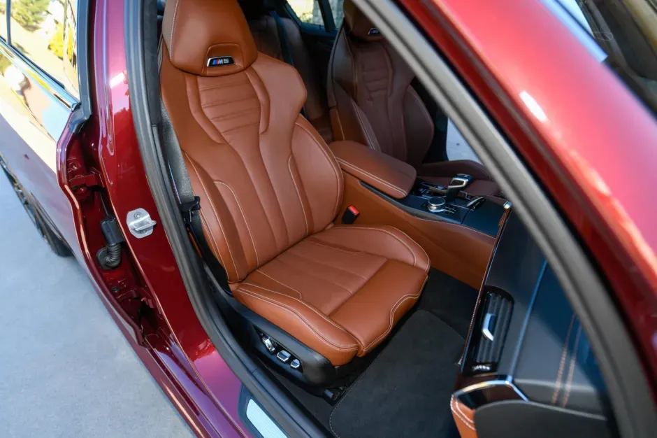 2023_bmw_m550i-xdrive_dsc2928-60817 (1)