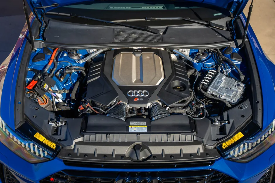 Audi-RS6-Avant-251-39652